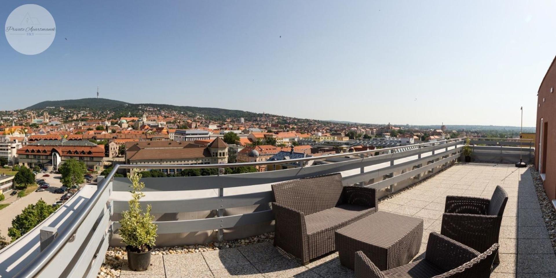 Sky Panorama Apartman 佩奇 外观 照片